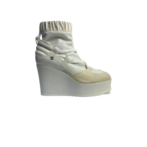 Chanel Off White Patent Leather Neoprene Wedge Boots - 38.5 - Picture 2 of 9